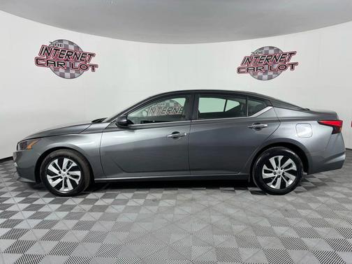 2022 Nissan Altima 2.5 S Sedan 4D