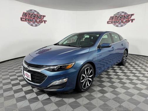 Blue 2024 Chevrolet Malibu RS Sedan 4D