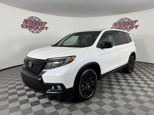 White 2021 Honda Passport Sport SUV 4D
