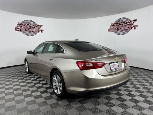 Bronze 2023 Chevrolet Malibu LT