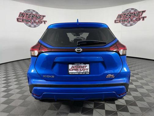 2023 Nissan Kicks S