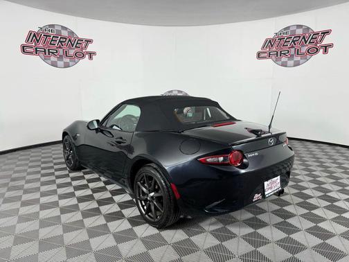 2016 Mazda MX-5 Miata Club