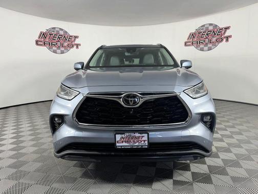Blue 2020 Toyota Highlander Limited