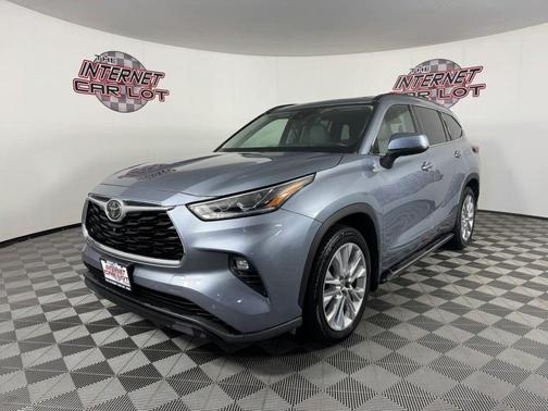 Blue 2020 Toyota Highlander Limited