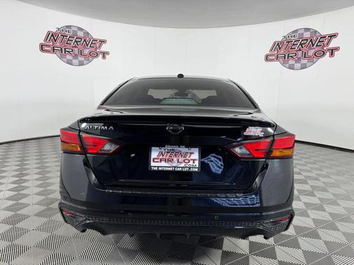 Black 2022 Nissan Altima 2.5 SL