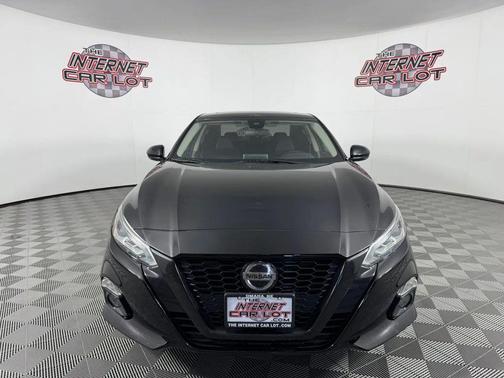 Black 2022 Nissan Altima 2.5 SL
