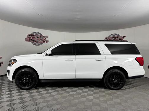 White 2024 Ford Expedition Max XLT
