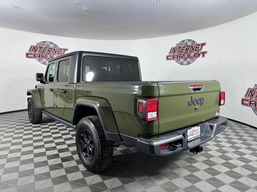 Green 2023 Jeep Gladiator Willys Pickup 4D 5 ft