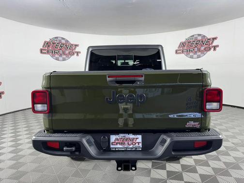 Green 2023 Jeep Gladiator Willys Pickup 4D 5 ft