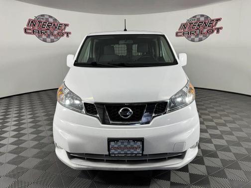 White 2018 Nissan NV200 SV