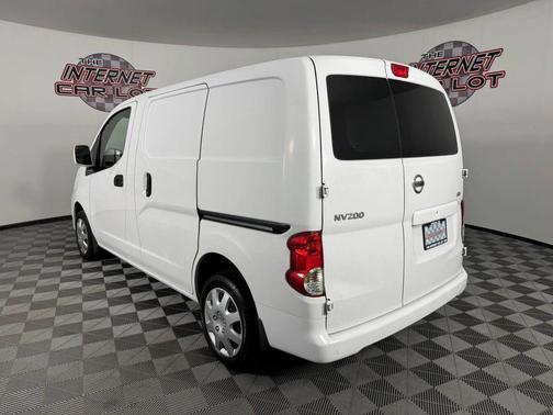 White 2018 Nissan NV200 SV