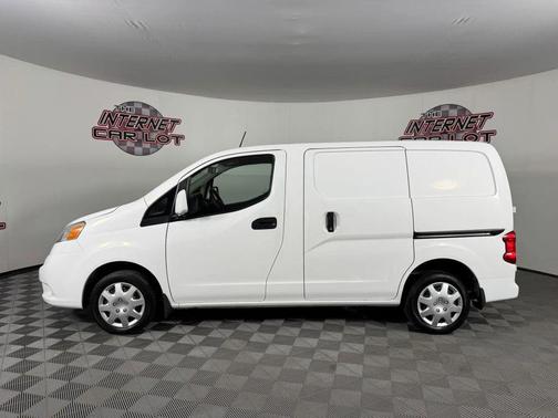 White 2018 Nissan NV200 SV