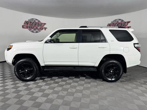 White 2019 Toyota 4Runner SR5 Premium