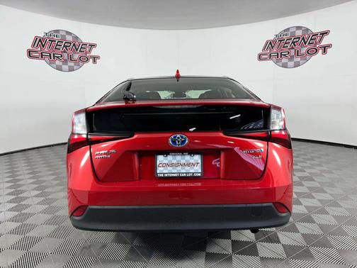 2021 Toyota Prius XLE