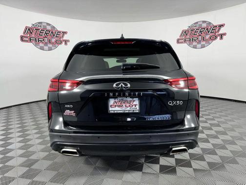 2021 INFINITI QX50 LUXE Sport Utility 4D