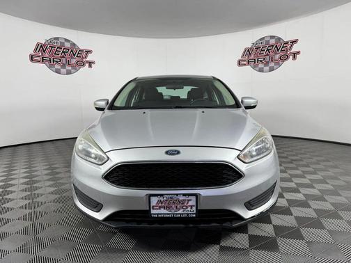 Silver 2016 Ford Focus SE