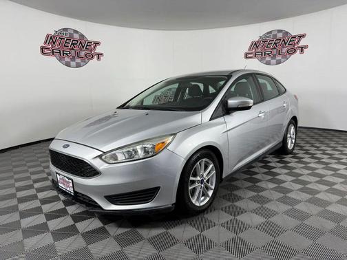 Silver 2016 Ford Focus SE