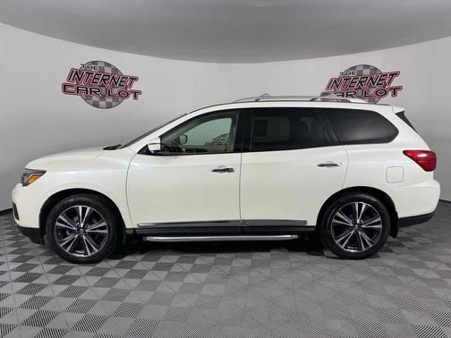 2018 Nissan Pathfinder Platinum