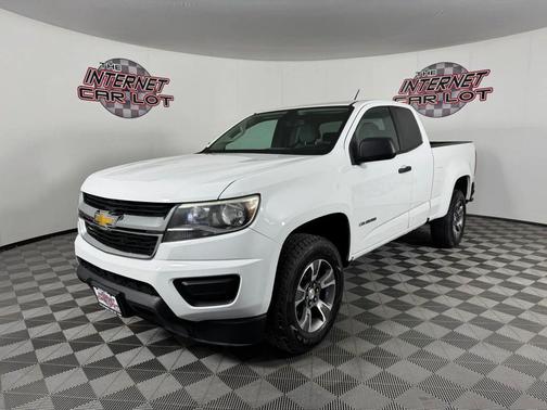 White 2017 Chevrolet Colorado WT