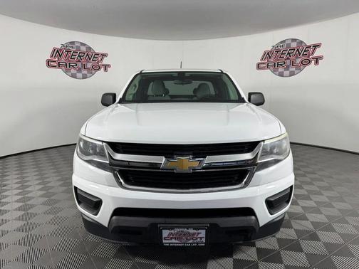 White 2017 Chevrolet Colorado WT