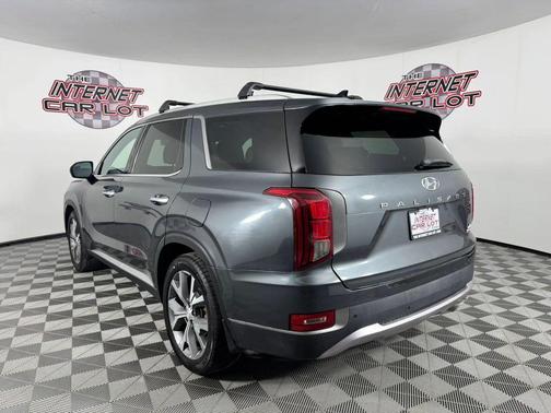 Gray 2022 Hyundai PALISADE SEL Sport Utility 4D