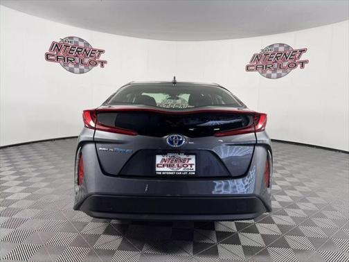 2022 Toyota Prius Prime LE
