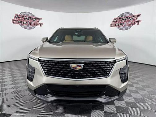 2024 Cadillac XT4 Sport