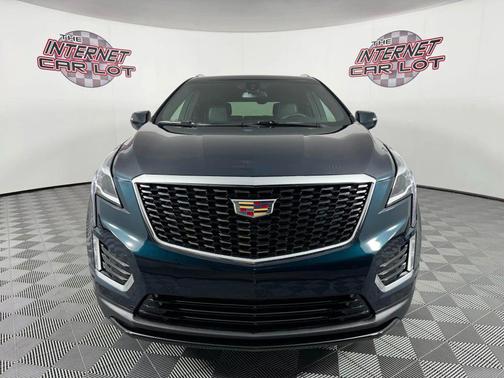 2025 Cadillac XT5 Sport