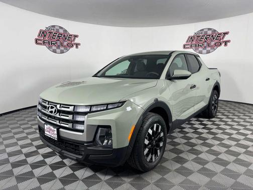 2025 Hyundai SANTA CRUZ SE Pickup 4D 4 ft