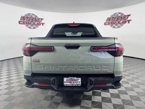 2025 Hyundai SANTA CRUZ SE Pickup 4D 4 ft