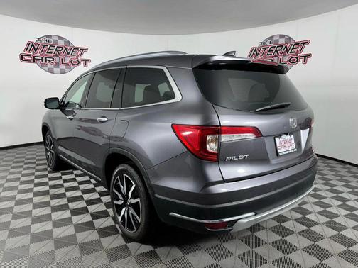 2021 Honda Pilot Touring 8-Passenger