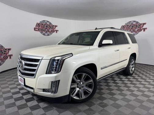 White 2015 Cadillac Escalade Premium