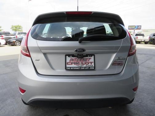 2017 Ford Fiesta SE Hatchback 4D