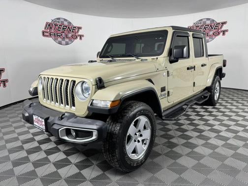 Tan 2022 Jeep Gladiator Overland