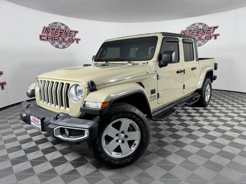 Tan 2022 Jeep Gladiator Overland