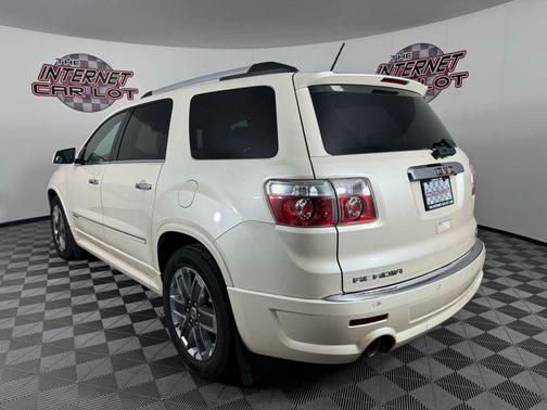 2011 GMC Acadia Denali