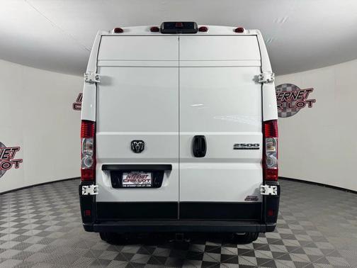 2024 RAM ProMaster 2500 Tradesman