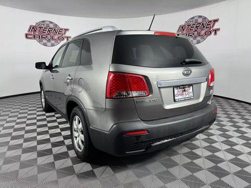2013 Kia Sorento LX