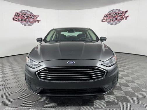 2020 Ford Fusion SE Sedan 4D