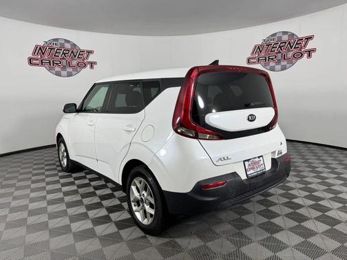 2020 Kia Soul S Wagon 4D