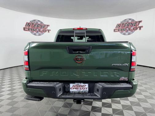 Green 2022 Nissan Frontier PRO-4X