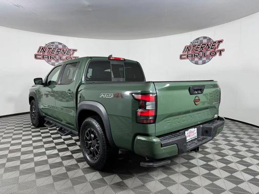 Green 2022 Nissan Frontier PRO-4X
