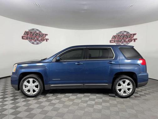 Blue 2017 GMC Terrain SLE-1