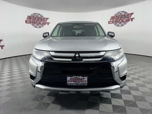 2018 Mitsubishi Outlander ES
