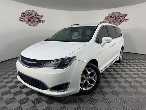 2018 Chrysler Pacifica Touring-L Plus
