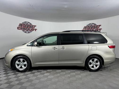 Gold 2015 Toyota Sienna LE