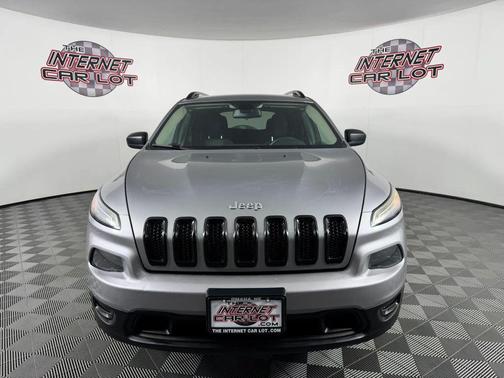 Silver 2016 Jeep Cherokee Sport