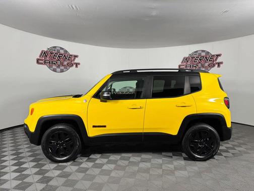 Yellow 2018 Jeep Renegade Trailhawk