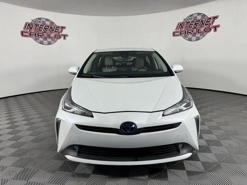 2021 Toyota Prius LE