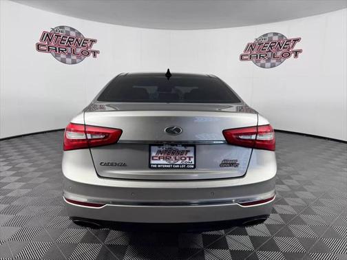 2014 Kia Cadenza Premium Sedan 4D